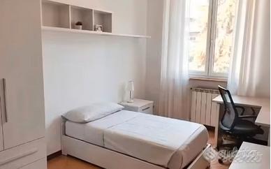 Stanza singola tutto incluso- trieste