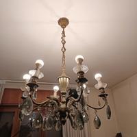 lampadario con pendenti in cristallo