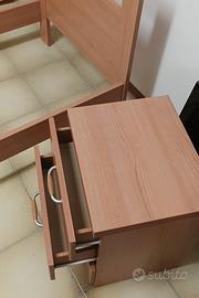 Testata letto con comodino