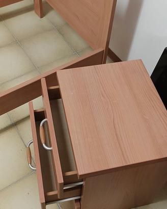 Testata letto con comodino