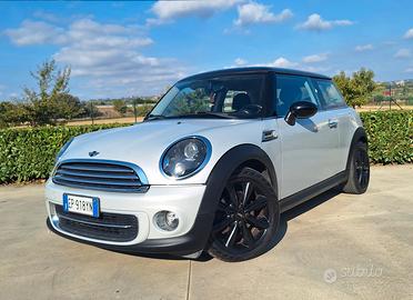 Mini 1.6 16V Cooper D