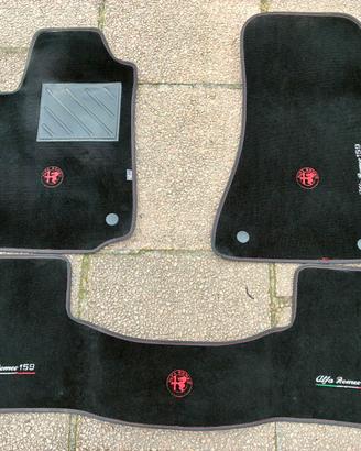 Set completo tappetini per AlfaRomeo 159