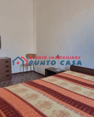 PRESSI VIA CAROLINA - Appartamento al 3°p da ristr