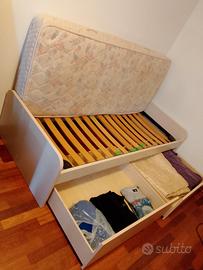 letto singolo con cassettoni
