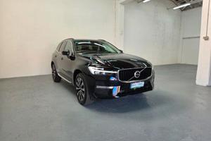 VOLVO XC60 (2017-->) XC60 B4 automatico Essential