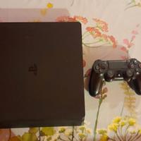 ps4 slim + 5 giochi inclusi nel prezzo 