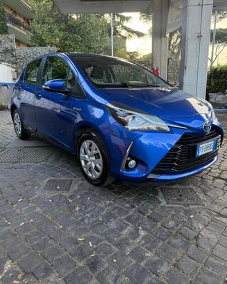 Toyota Yaris 1.5 Hybrid 5 porte Active