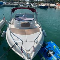 barca a motore 