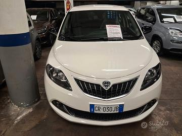 Lancia Ypsilon 1.0 FireFly 5 porte S&S Hybrid Gold
