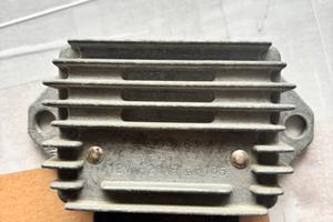 Regolatore di tensione vespa px