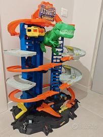 3 piste Hotwheels garage Dinosauro Vulcano Squalo
