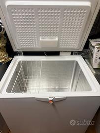 Congelatore pozzetto Indesit