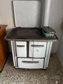 Cucina economica a legna