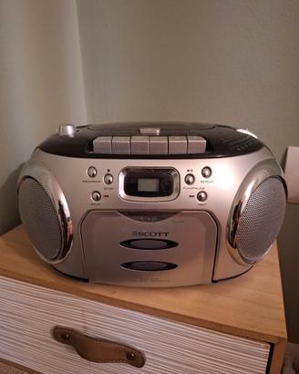 radioregistratore portatile modello Scott SX22