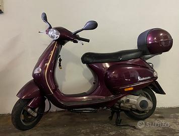 Vespa 150 ET4 scooter revisionato