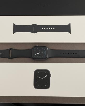 Apple Watch series 5 44mm