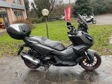 Honda ADV 350 CON BAULETTO