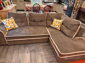 Divano con chaise Longue