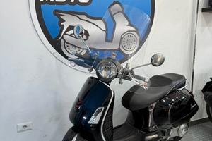 Piaggio Vespa 300 GTS