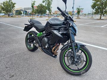 Kawasaki ER 6N - 2014