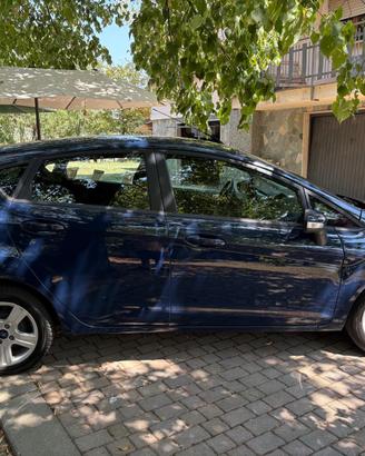 Ford fiesta 1.4 gpl