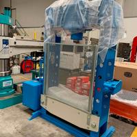 Pressa elettroidraulica da 100tonn