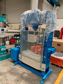 Pressa elettroidraulica da 100tonn