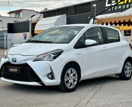 TOYOTA Yaris 1.5 Hybrid 5 porte Business