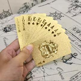 Mazzo di carte da gioco in oro