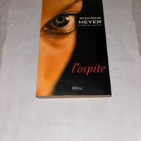 Libro Romanzo Fantasy:”L’OSPITE(The Host)”S. MEYER