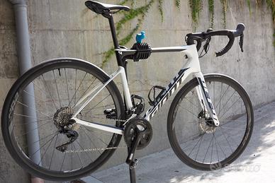 Bici da corsa Giant Defy Advanced 2 Disc