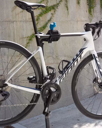 Bici da corsa Giant Defy Advanced 2 Disc