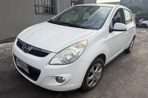 ricambi usati hyundai i20 2012