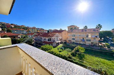 3 LOCALI A SAN LORENZO AL MARE