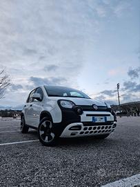 FIAT PANDA CITY CROSS HYBRID