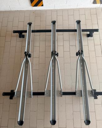 Barre con supporti portabici