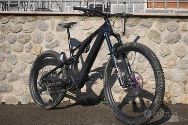 Turbo Levo carbon 