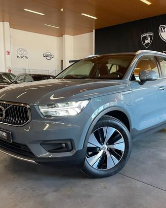 Volvo XC40 T5 Recharge Plug-in Hybrid momentum