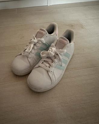 Scarpe Adidas Grand Court Base 2.0