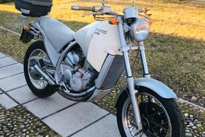 MOTO' 650 APRILIA (anno 1995)