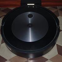 Robot ROOMBA