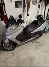 Scooter majesty 400