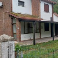 Casa a jolanda di savoia