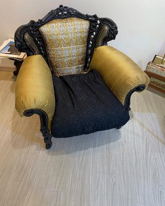 Poltrona artigianale stile barocco – Pari al nuovo