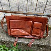 Borsa di pelle con tracolla