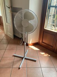 Ventilatore a piantana 3 pale 40cm