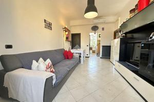 3 LOCALI A LA SPEZIA