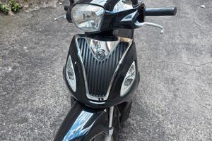 Sym Simphony 50