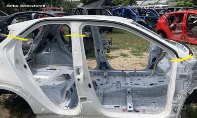 Toyota aygo scocca per taglio lamiera