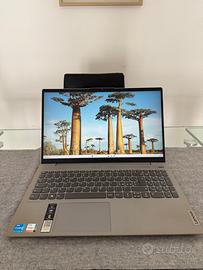 Lenovo IdeaPad 5 82FG